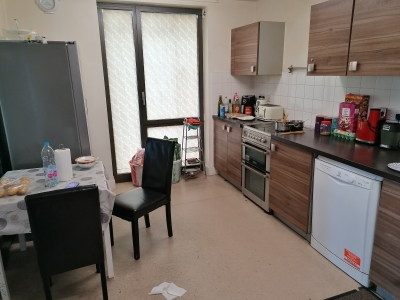 3 bedroom flat to swap in London Bromley-by Bow mutual exchange photo